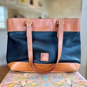 Dooney & Bourke Authentic Black & Brown Purse Gold Hardware Vintage